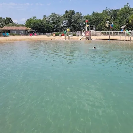 6 Personnes -domaine Du Pre -lac Du Jaunay * La Chapelle-Hermier
